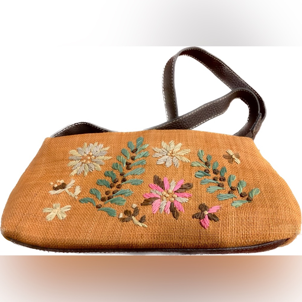 Liz Claiborne Baguette Cross Body Bag Boho Cottagecore Embroidered Flowers Straw - Picture 2 of 15